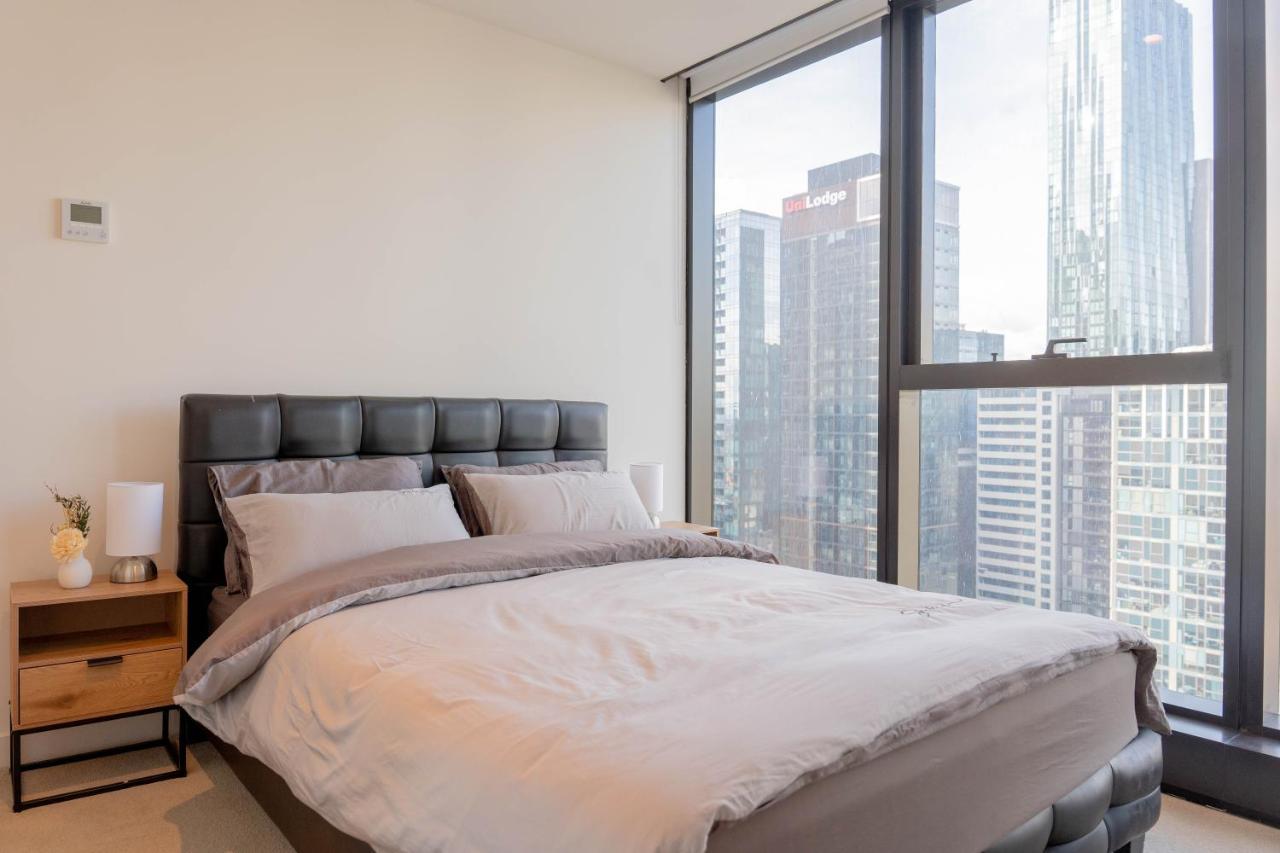 Cozy & Spacious 2B2B Apt In Cbd Ville de Ville de Melbourne Extérieur photo